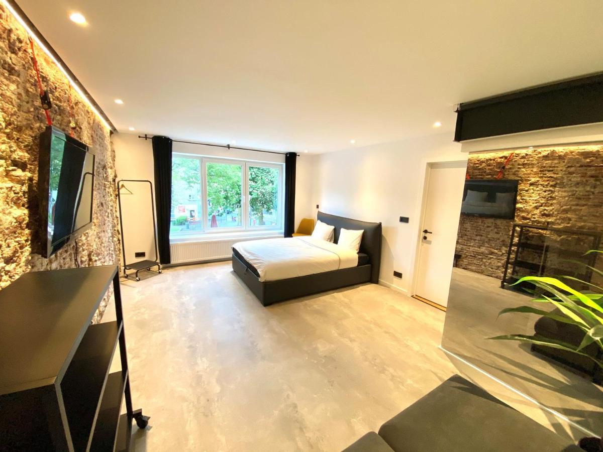 The Square - Vacation Rental With Outdoor Sauna - Centre Of 안트베르펜 외부 사진